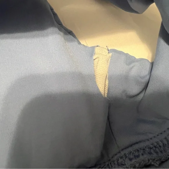 BECCA Ribbed 2 piece swimsuit SIZE: SMALL - Picture 9 of 13